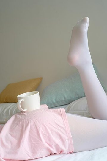 R15-035 粉红少女白丝美足 - 封面图