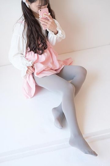 X-015 灰丝可爱小萝莉 - 封面图