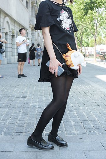 BETA-019 黑丝挑逗 - 封面图