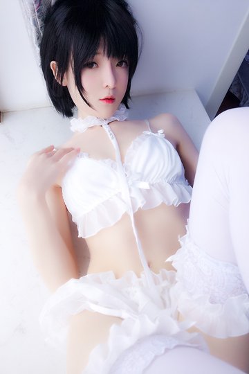 私房纯白睡衣 - 封面图