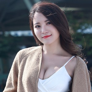 Clarie Huang