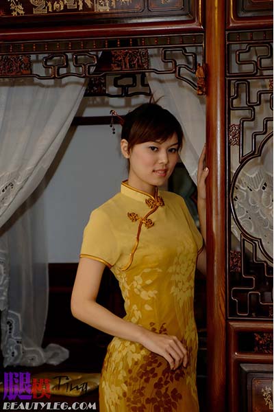 [Beautyleg_美腿写真] 2005.05.26 No.016 Ting 第二期 台湾高雄 - 封面图