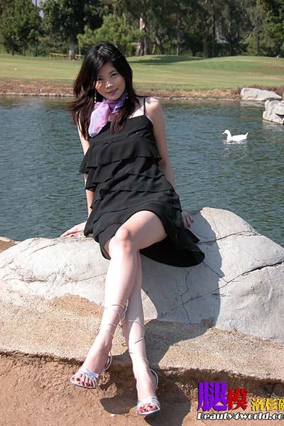 [Beautyleg_美腿写真] 2005.10.07 No.035 Arina 美国洛杉矶 - 封面图