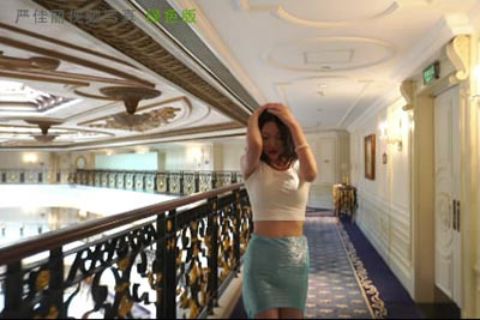 VN.057 严佳丽美人鱼写真视频 - 封面图