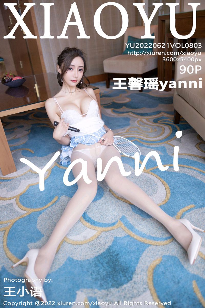 [XiaoYu语画界] 2022.06.21 Vol.803 王馨瑶yanni 蓝白相间短裙
