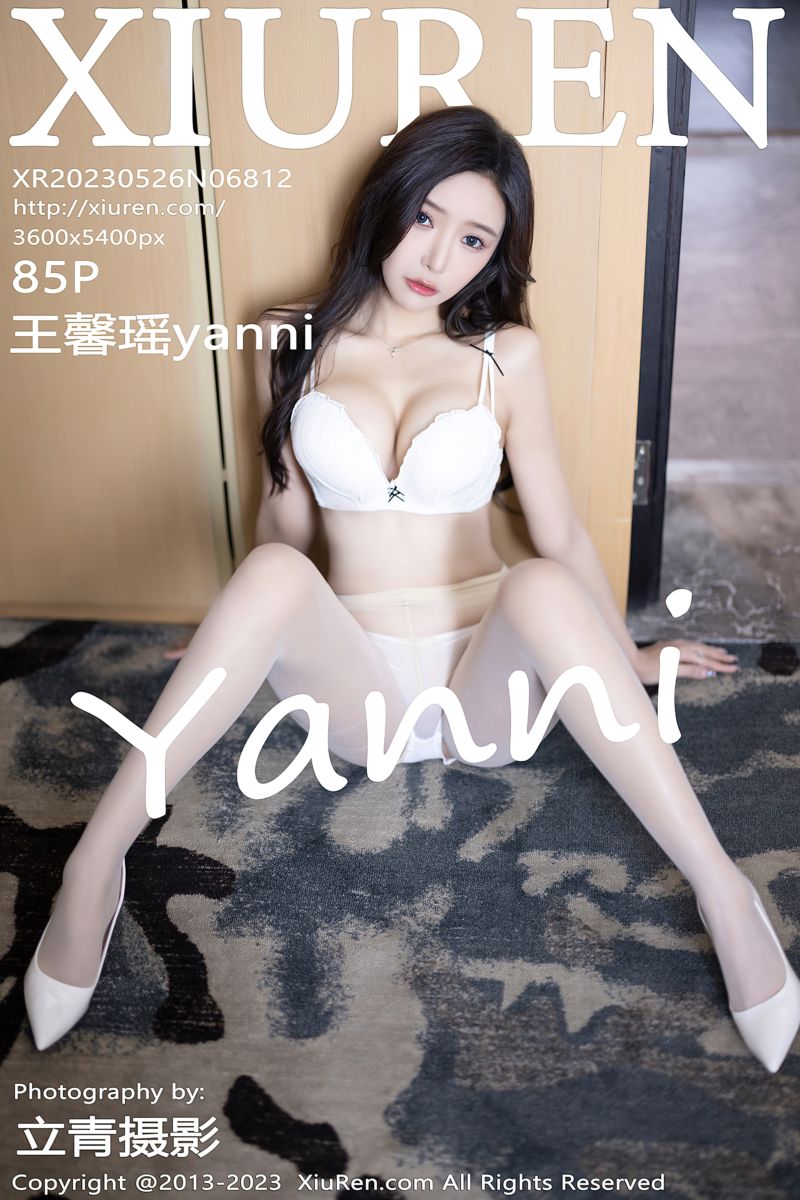 [XiuRen秀人网] 2023.05.26 No.6812 王馨瑶yanni 蓝色花色连衣裙