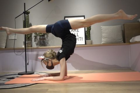 第169课 一字马 拉伸 柔韧 - 封面图