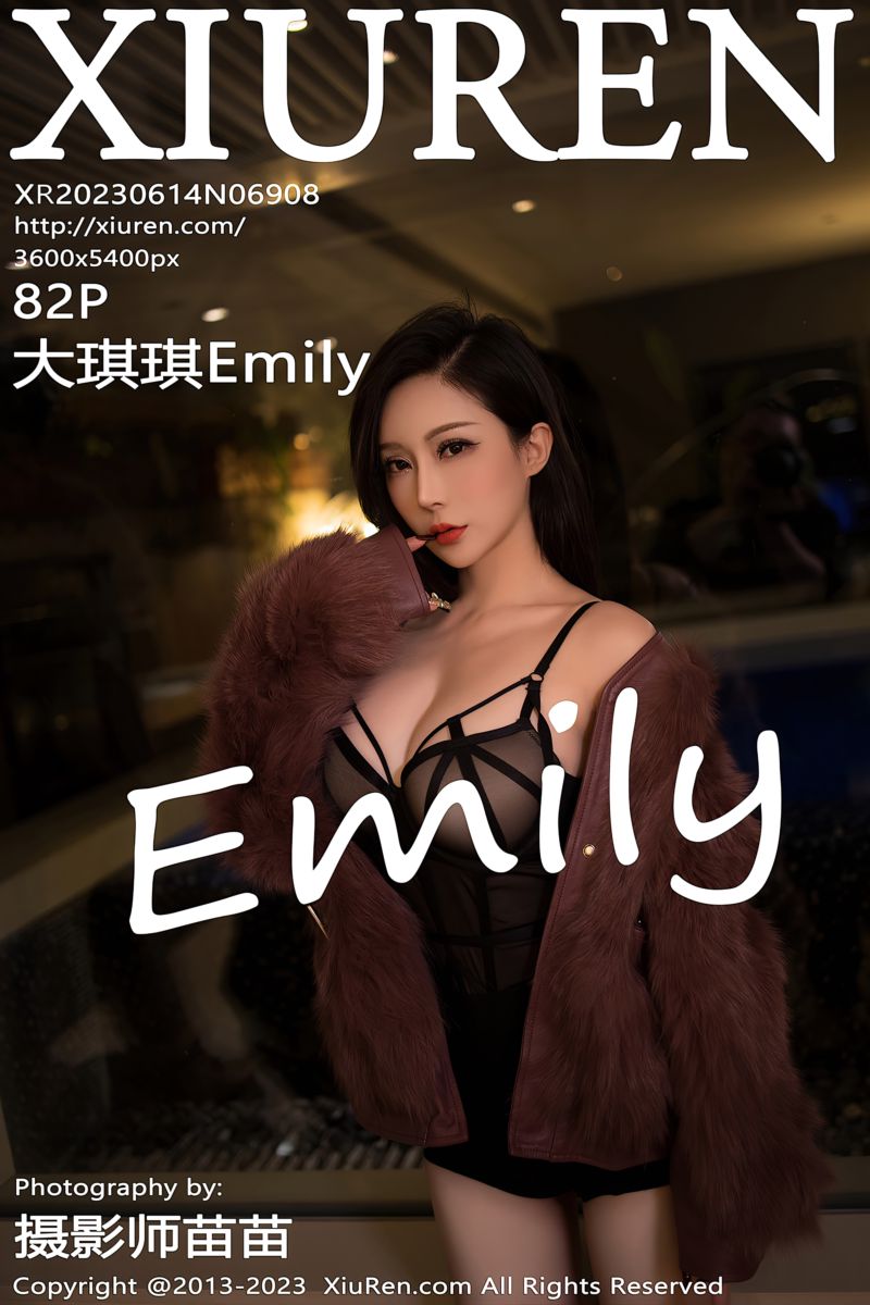 [XiuRen秀人网] 2023.06.14 No.6908 大琪琪Emily 红灰色毛衣