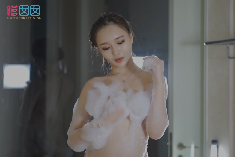 [FEILIN嗲囡囡] 2018.09.21 VN.105 新人模特悠米yomi首部写真MV