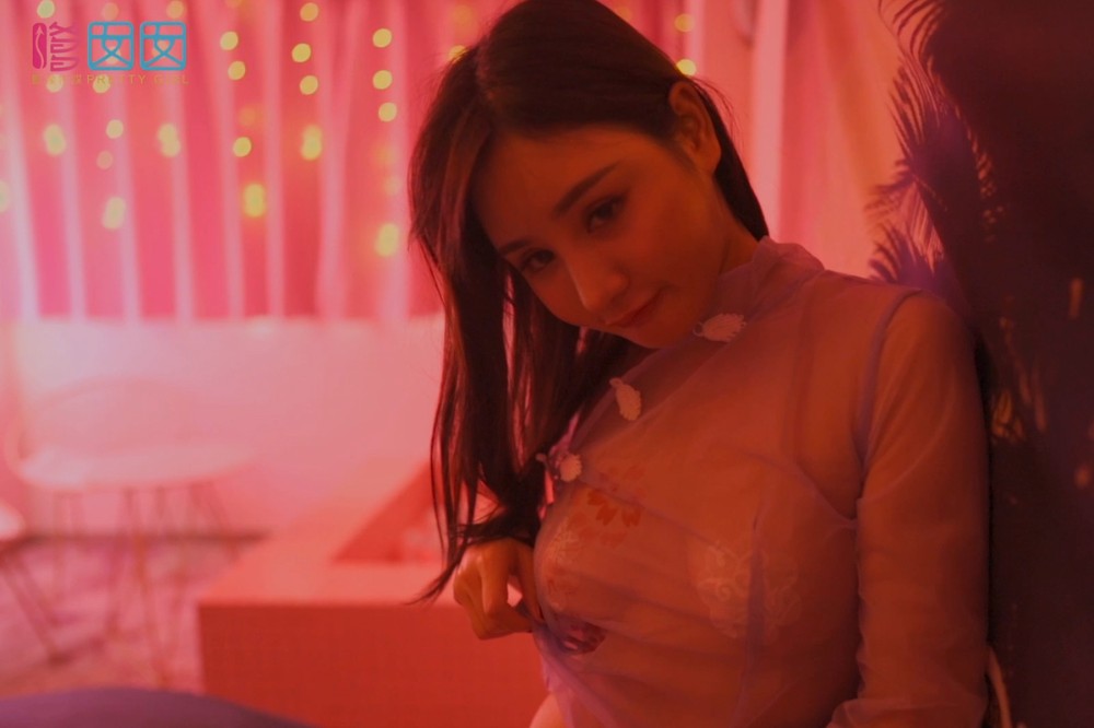 [FEILIN嗲囡囡] 2019.10.15 VN.142 Celina青妍 魅惑私房系列视频