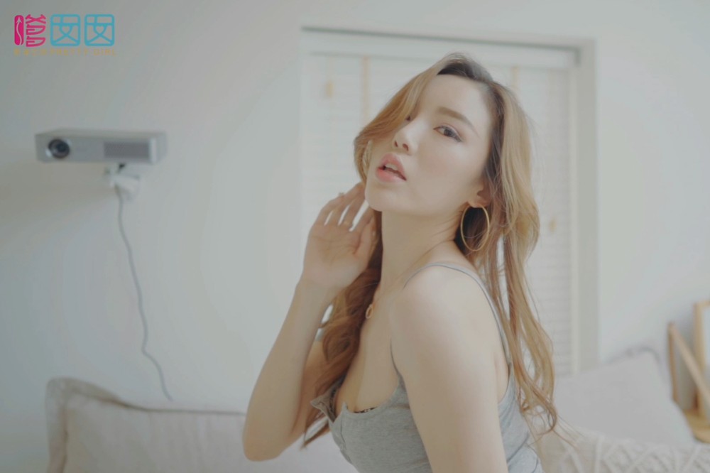 [FEILIN嗲囡囡] 2019.12.09 VN.147 梦小楠小夜猫 性感写真视频 - 封面图