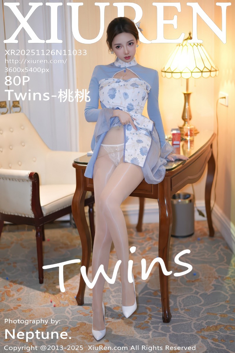 [XiuRen秀人网] 2025.11.26 No.11033 Twins-桃桃 性感蓝色连衣裙